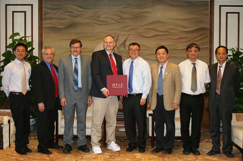 IMG_yangps.jpg IMG_yangps.jpg